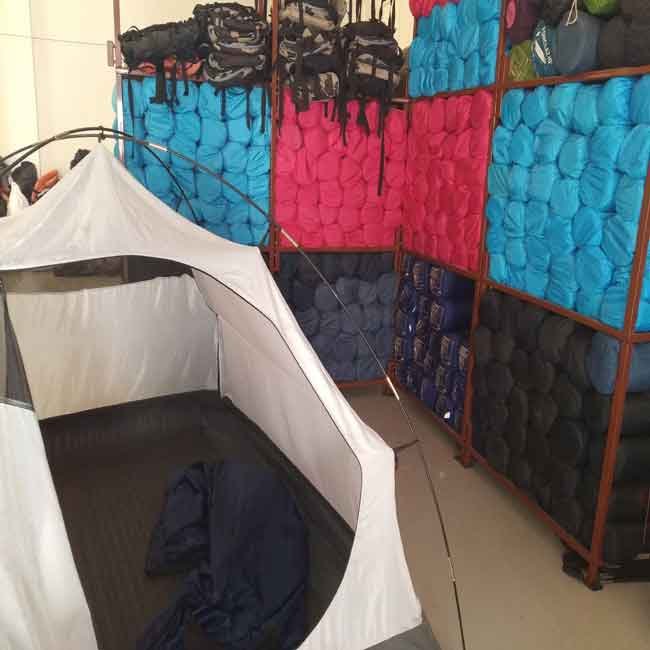 trekking-gears-rental-in-X- sleeping bag rental